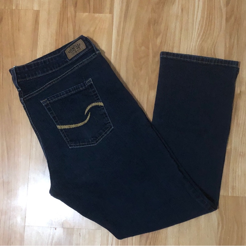 Signature by Levi Strauss Women's Dark Blue Bootcut Jeans